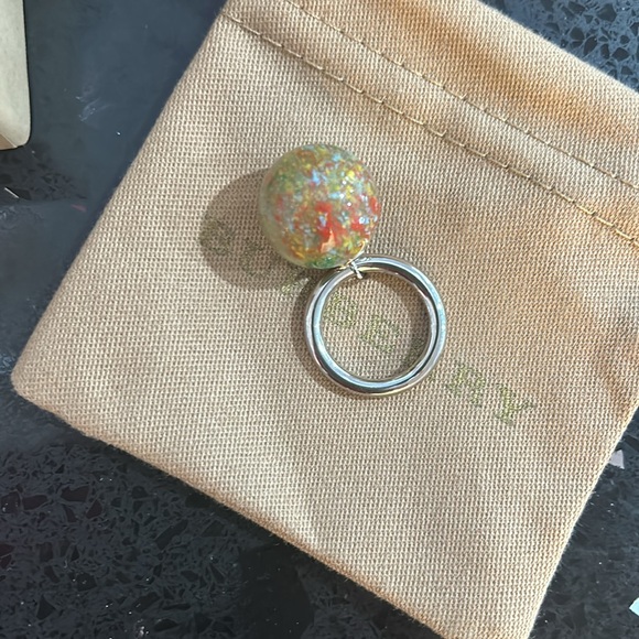 NWT Burberry Resin Ball Ring - Picture 4 of 5
